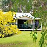 Bushy Lake Chalets