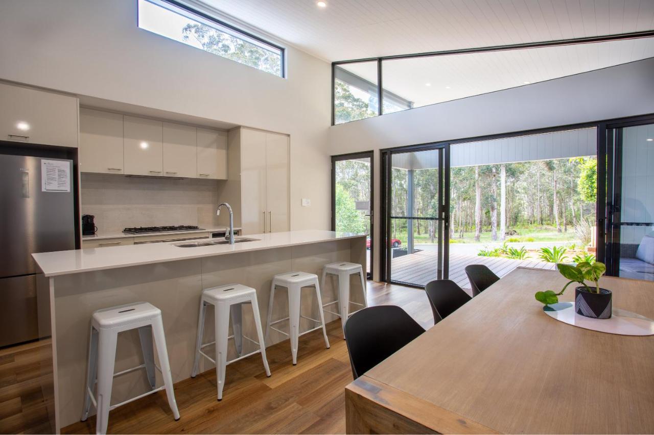 Forest Getaway - Walk To Town - New Holiday home Margaret River