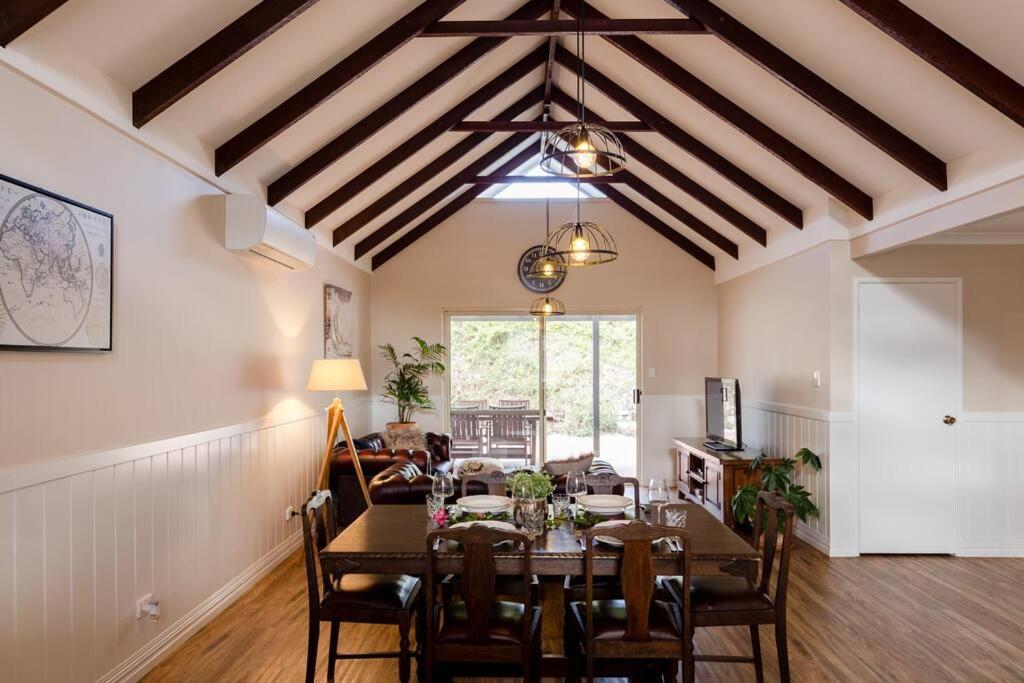 Maison Magnolia; Character Townhouse In The Centre Of Holiday home Margaret River