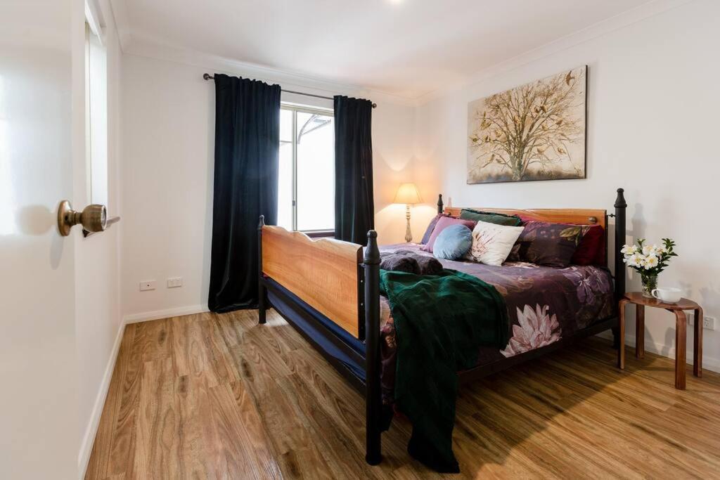 Holiday home Maison Magnolia; Character Townhouse In The Centre Of *