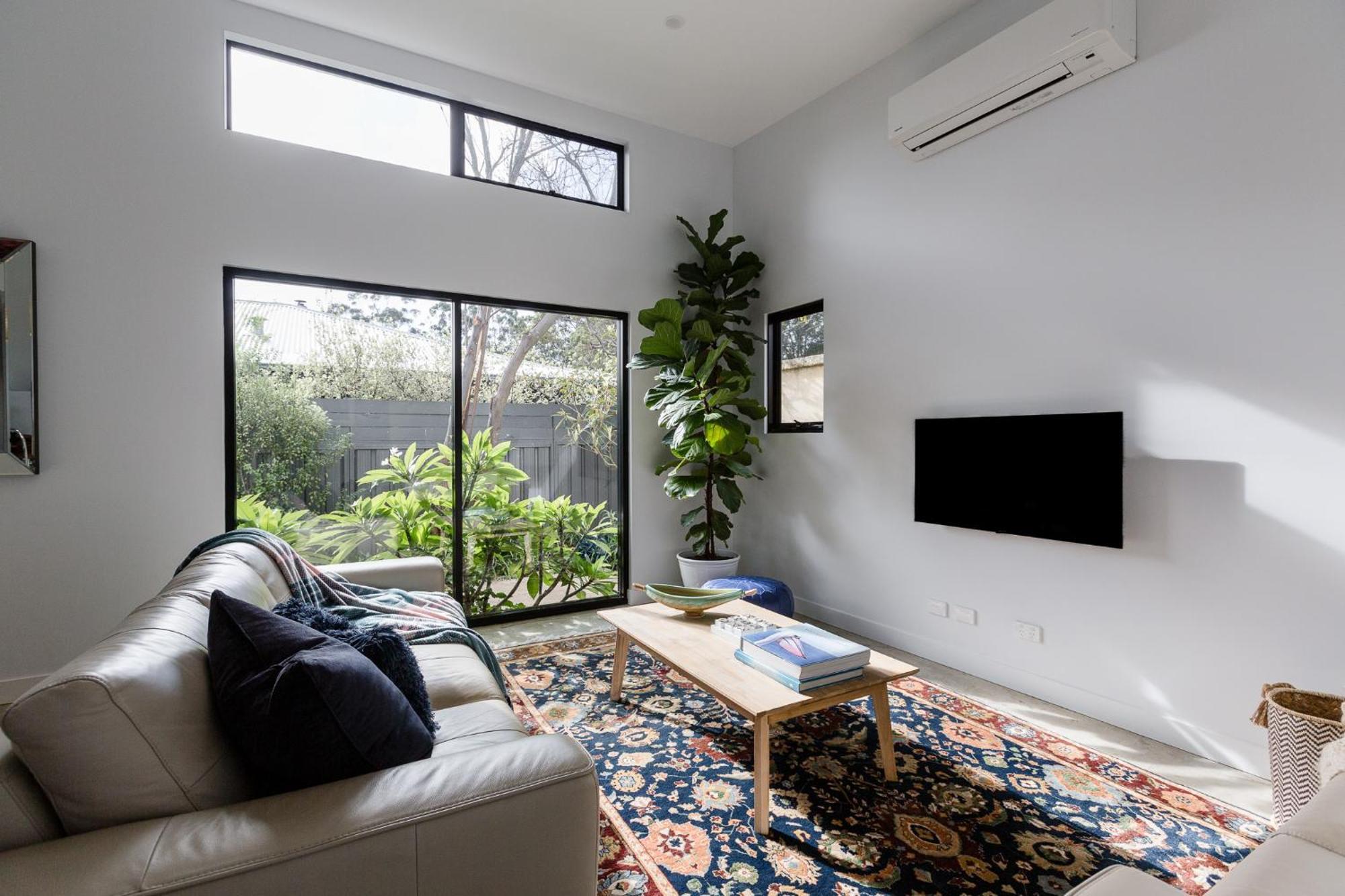 Holiday home Marri - 2 Bedroom With Ensuites Spacious Townhouse *