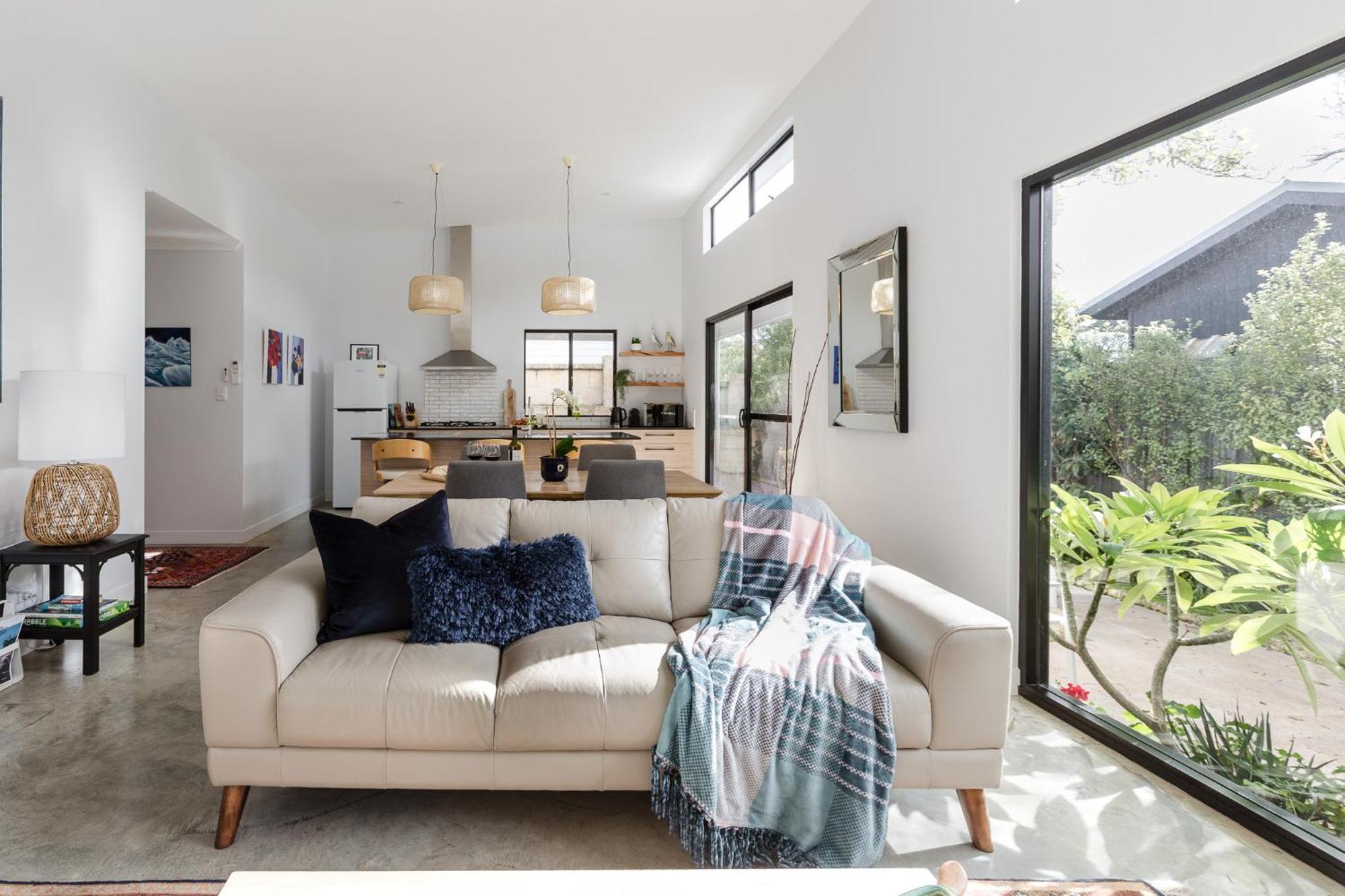 Marri - 2 Bedroom With Ensuites Spacious Townhouse Holiday home Margaret River