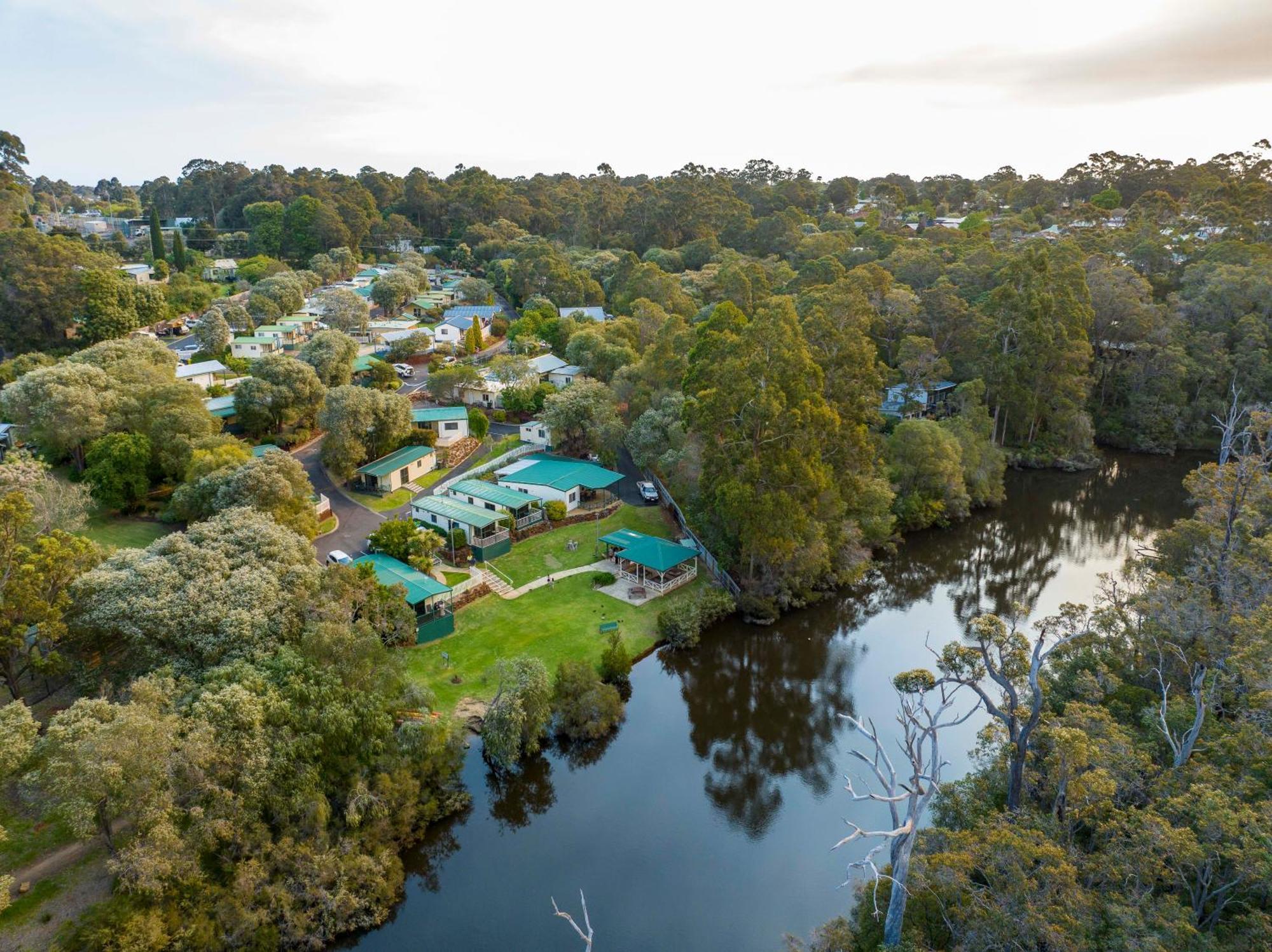 Riverview Tourist Park