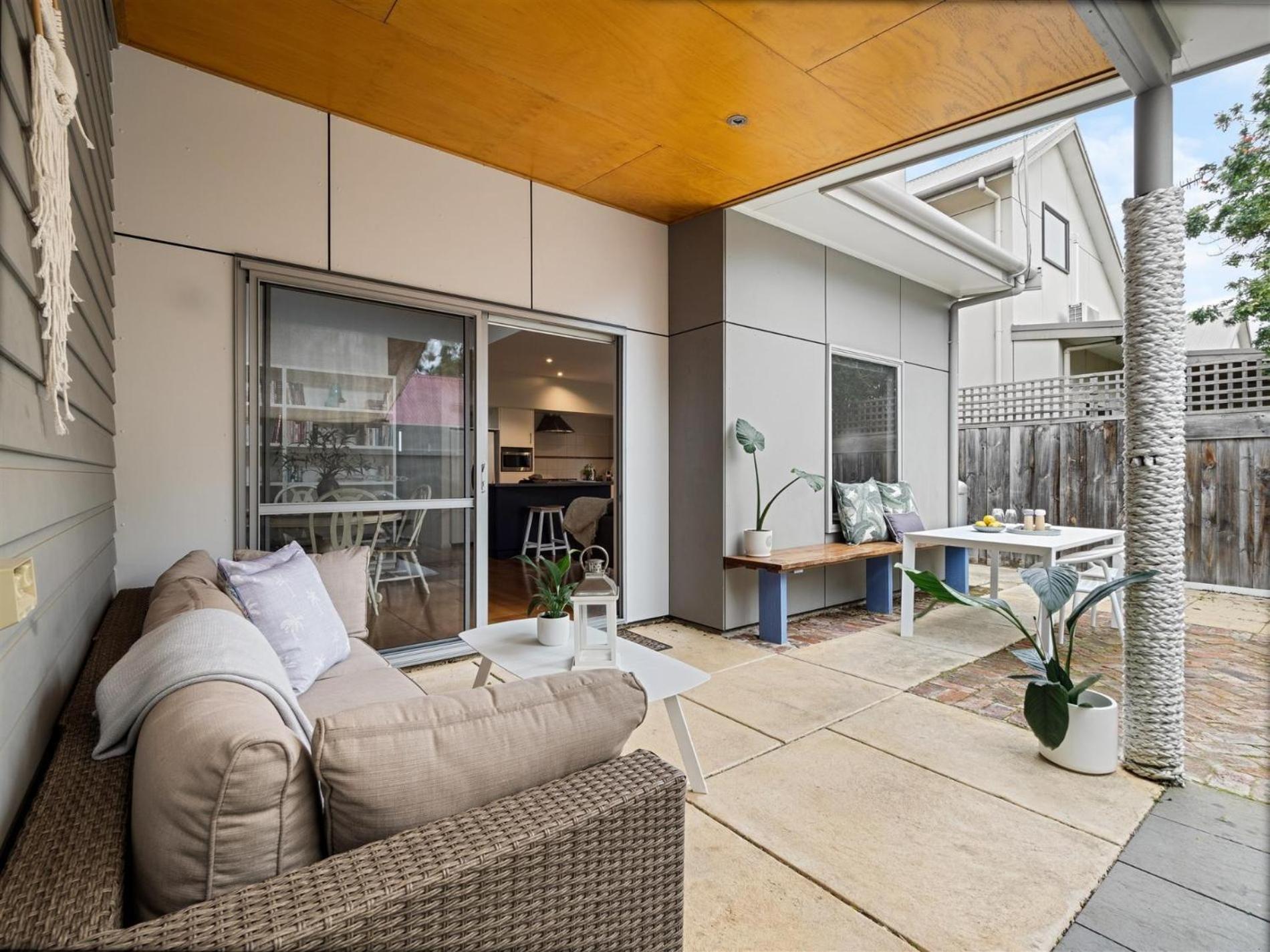 Barefoot Escape Holiday home *