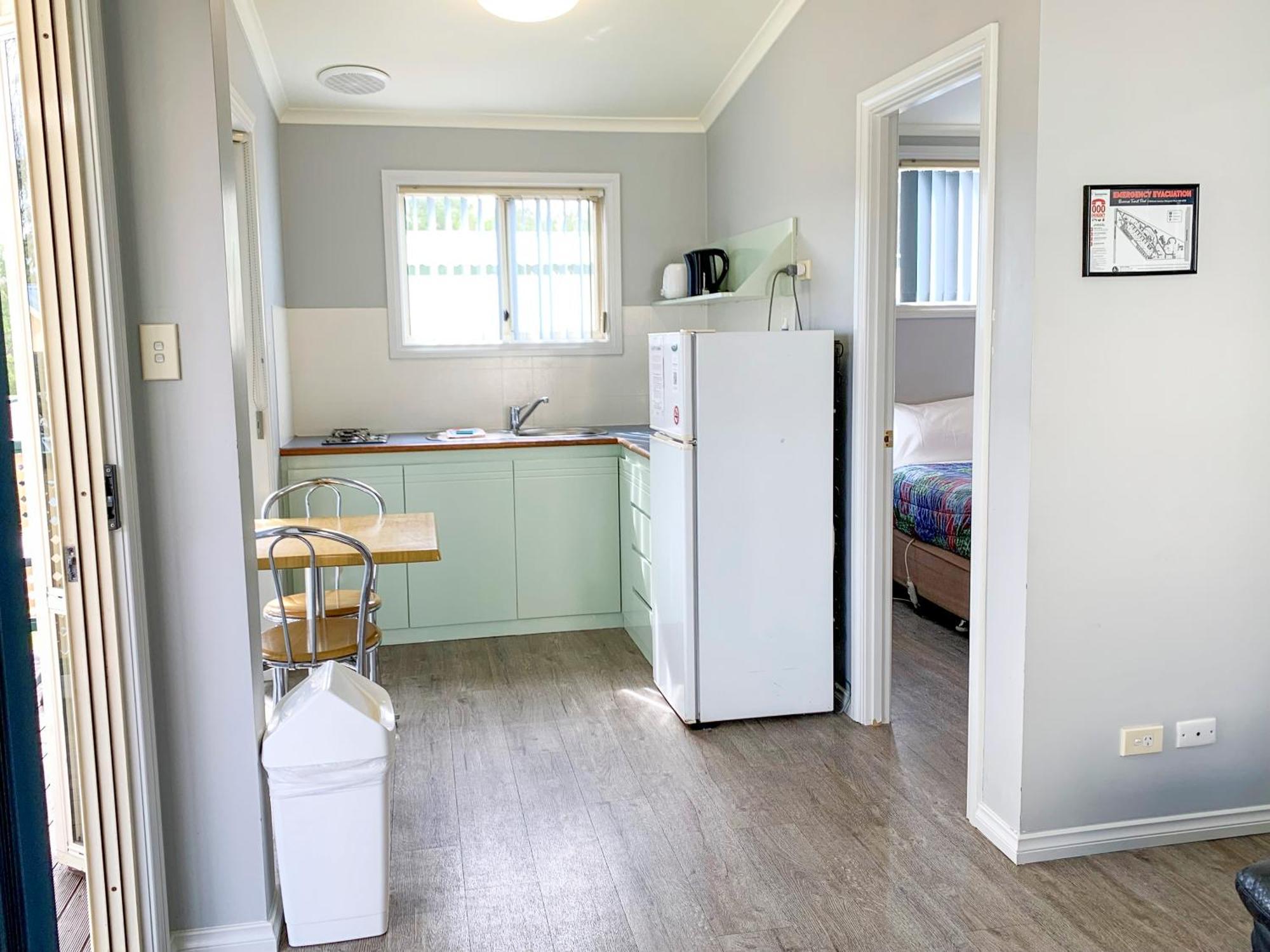 Riverview Tourist Park 4*