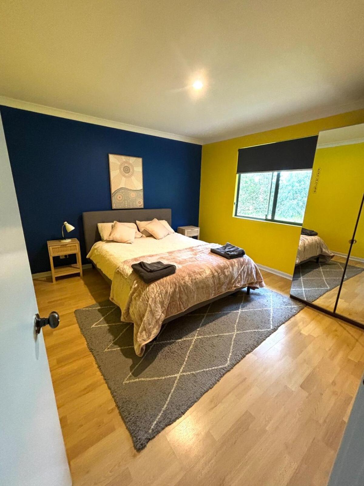 The Owl House, Pet Friendly