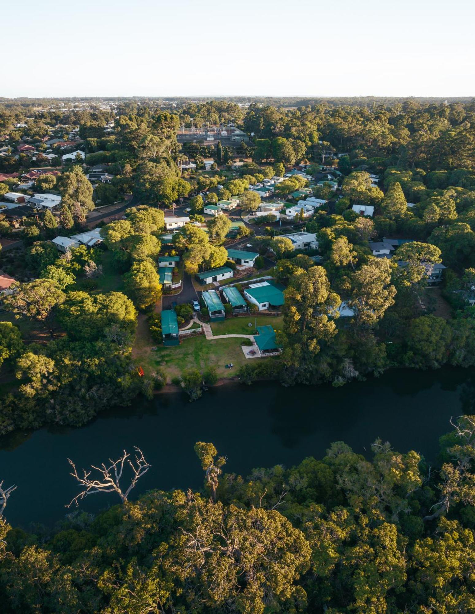 Riverview Tourist Park