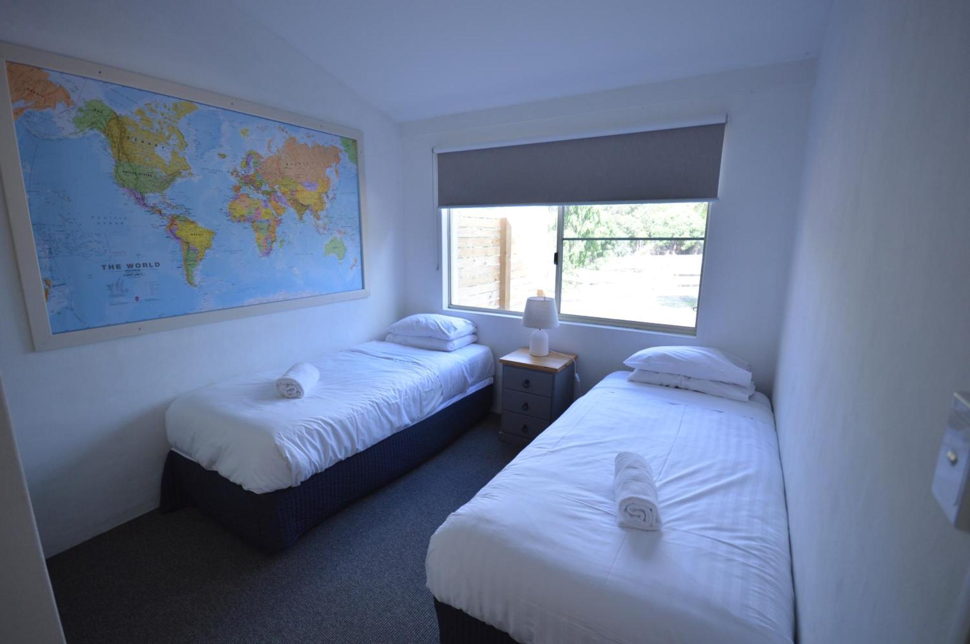 Lodge Acacia