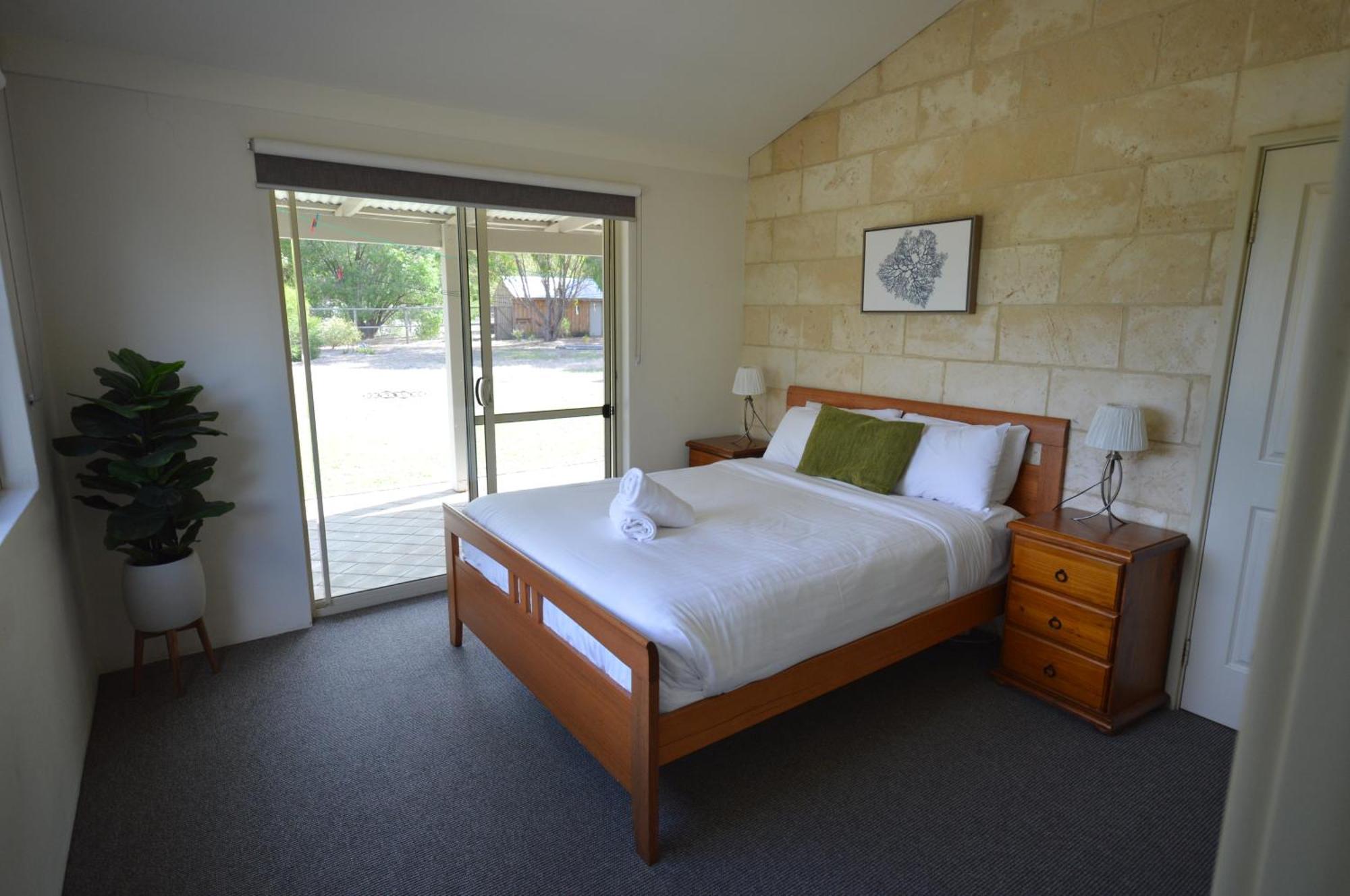 Lodge Acacia