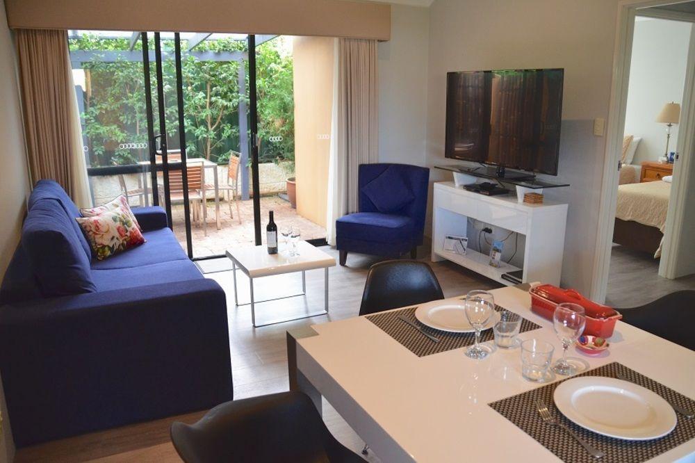 Aparthotel Vintages 4*