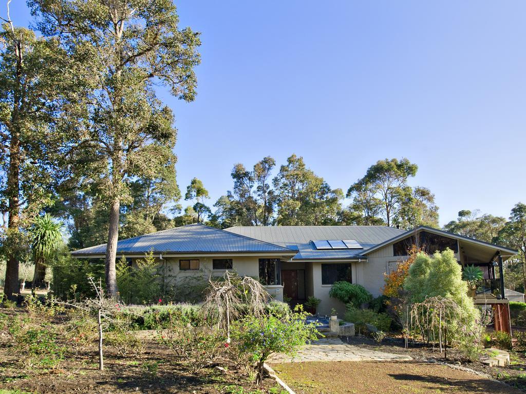 Waters Edge Est 2010 Margaret River