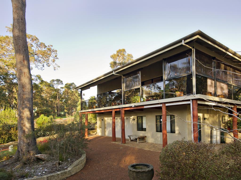 Waters Edge Est 2010 * Margaret River