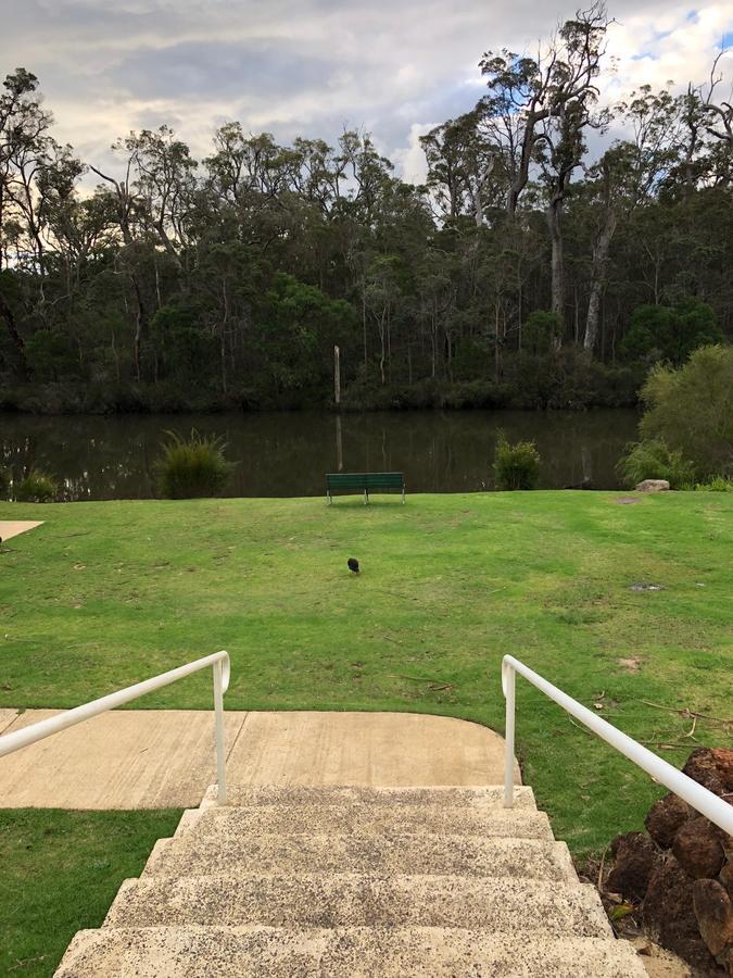 Riverview Tourist Park Holiday park 4*