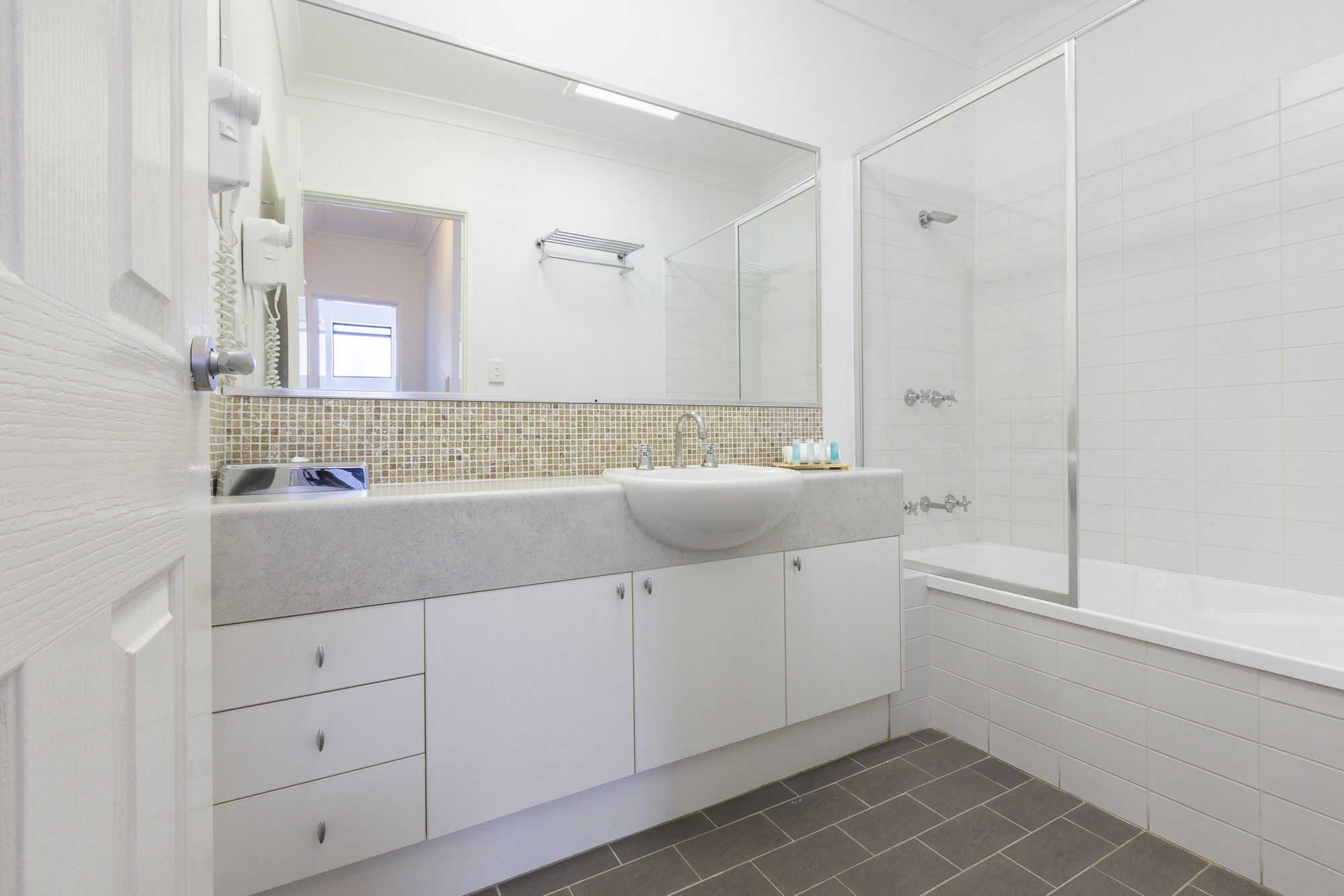 Leeuwin Aparthotel 4*