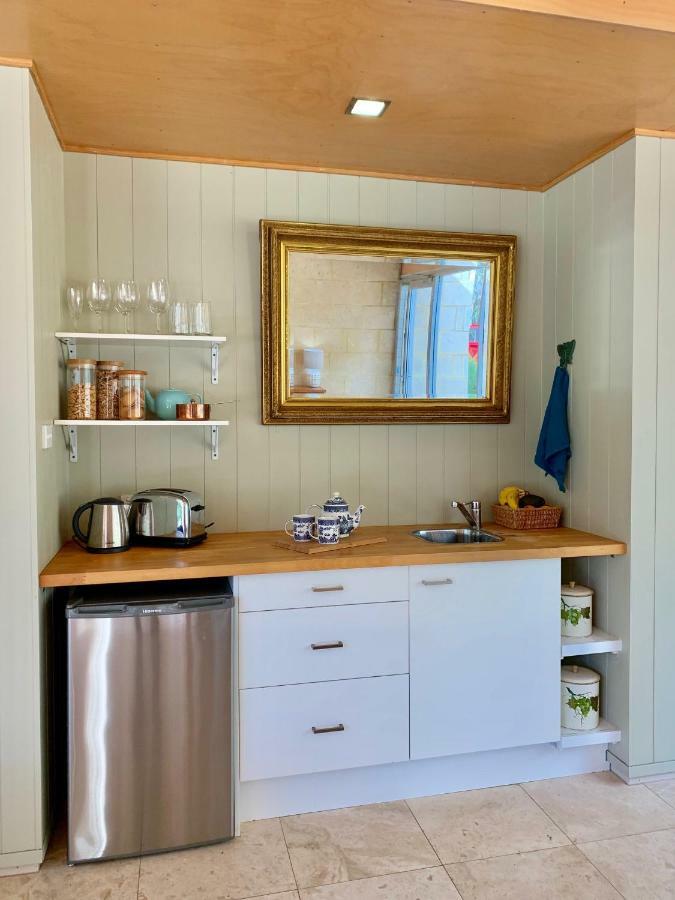 Wilderness House Bed & Breakfast *