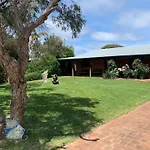 Tea Tree - Pet Friendly - Prevelly - Margaret River