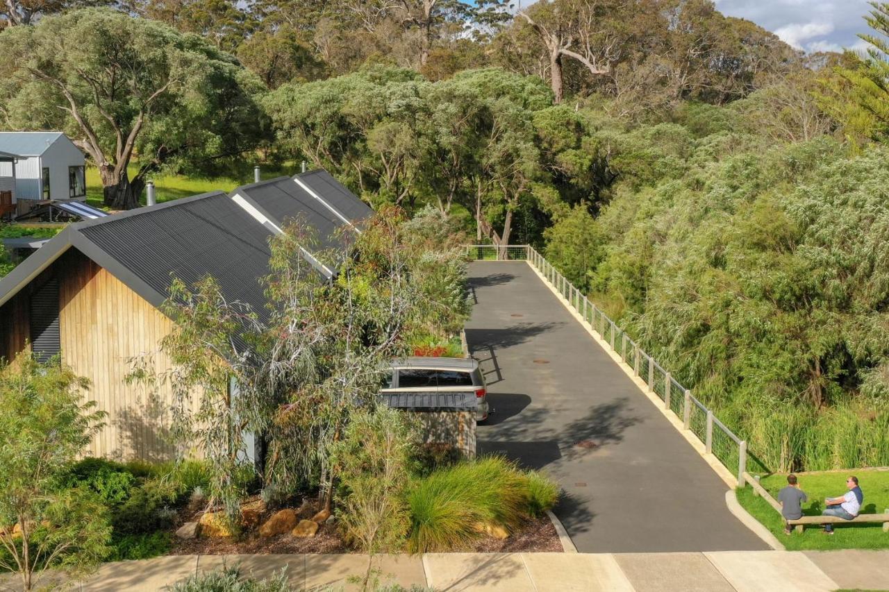 Chalet Bungalow-1-street - Pet Friendly