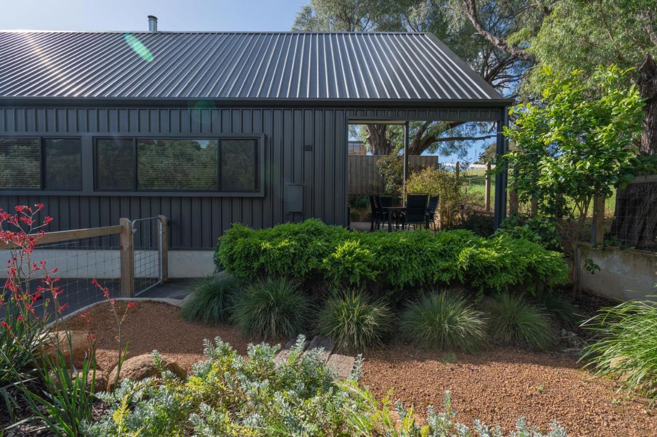 Bungalow-1-street - Pet Friendly