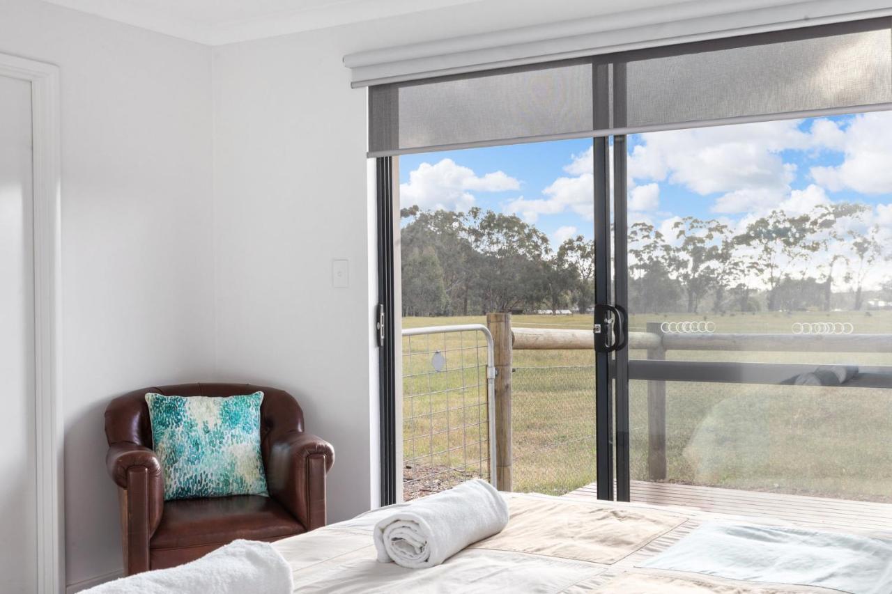 Kangaroo Retreat - Family Favourite Bush Retreat With Kangaroos In Holiday home