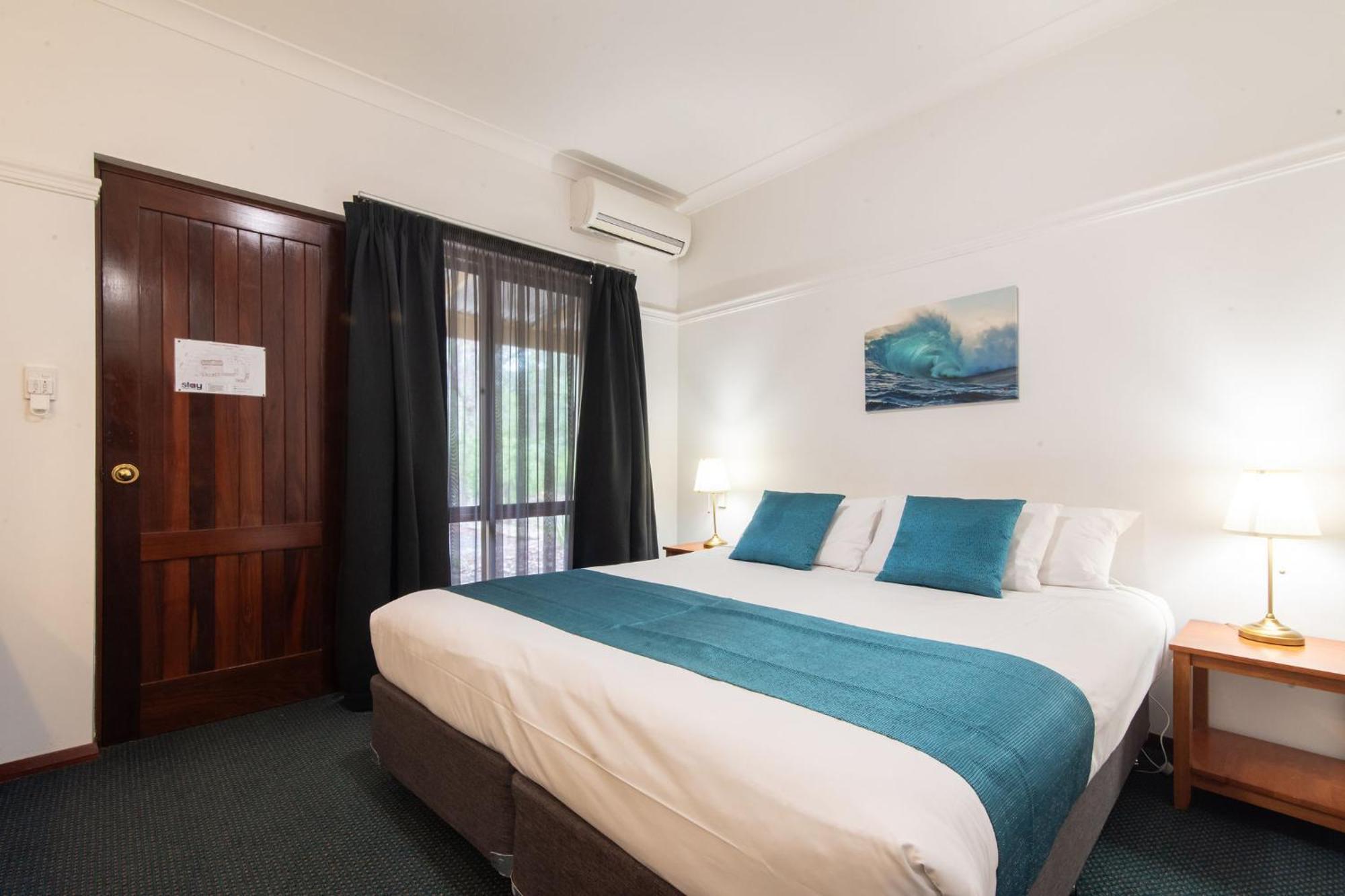 Grande Escape Hotel