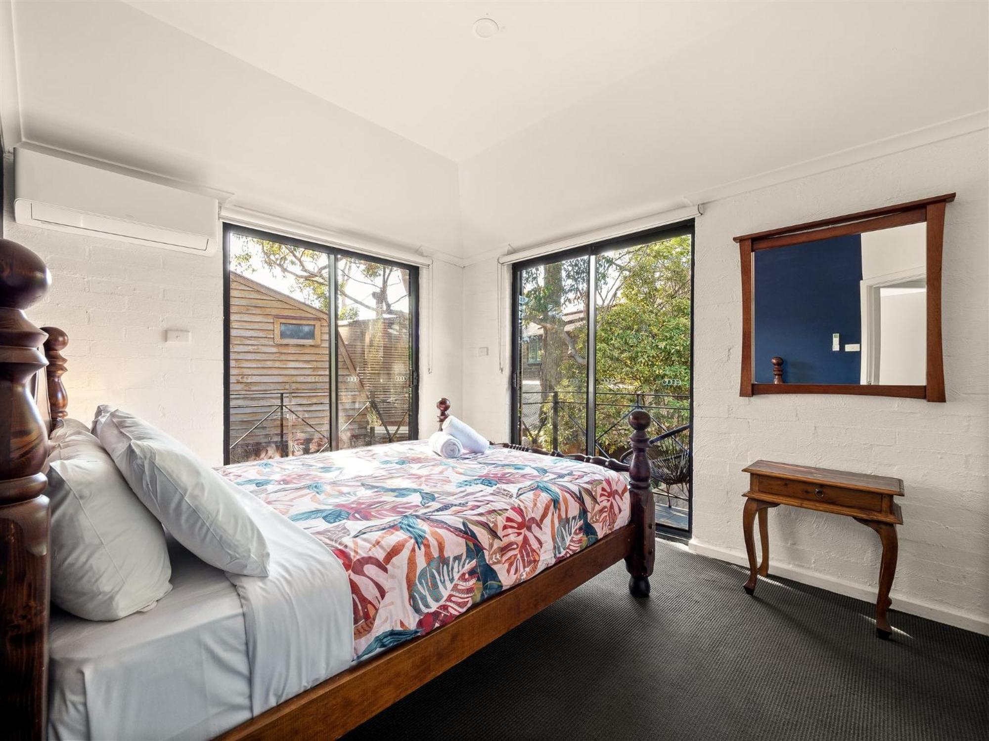 Cosy Corner Town Centre Holiday home *