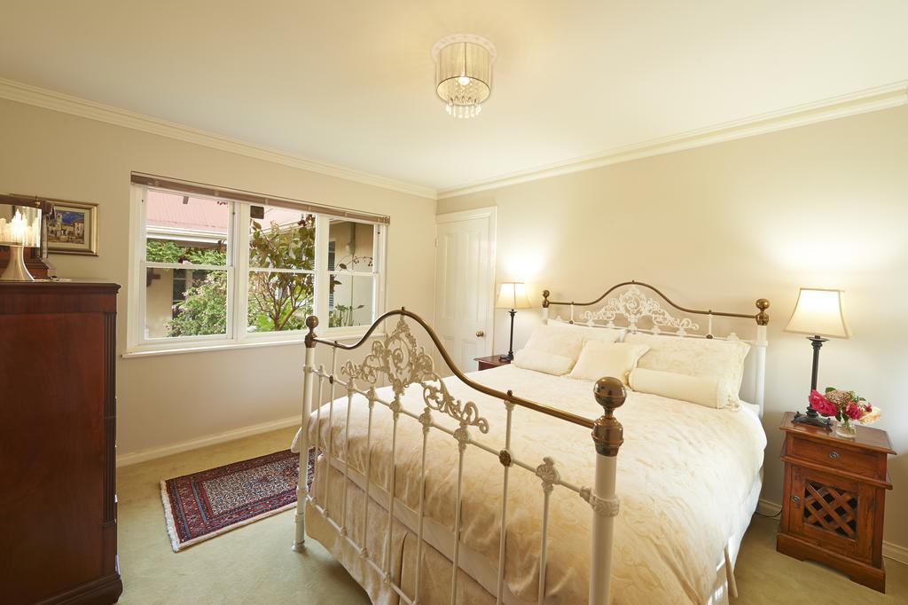 Karri House. Eat - - Love * Margaret River