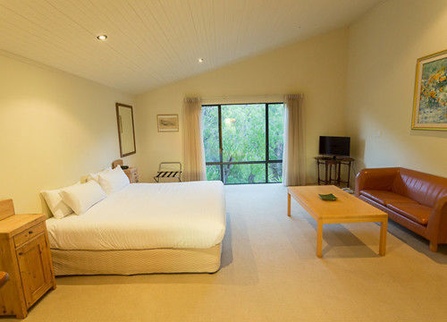Karriview Lodge *