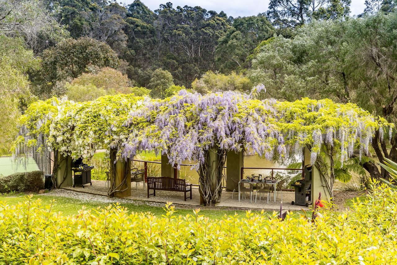 Grand Mercure Basildene Manor Hotel Margaret River